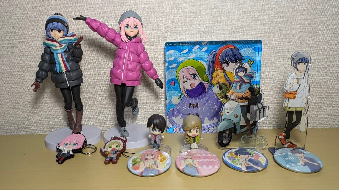 ゆるキャン△ グッズセットゆるキャン アクリルスタンド 缶バッジ