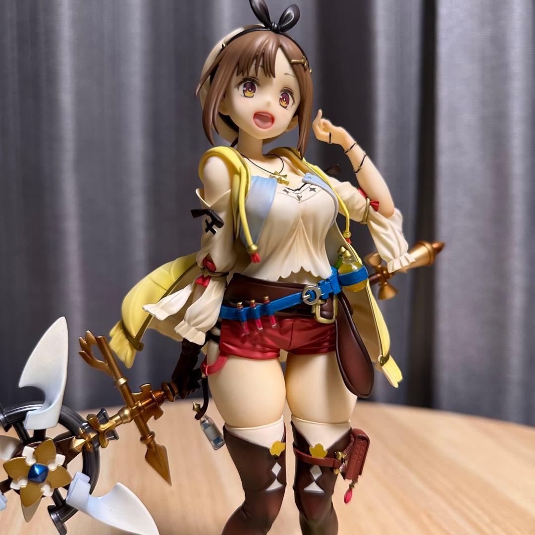 ライザリン・シュタウト ドレスVer. ライザのアトリエ ライザリン