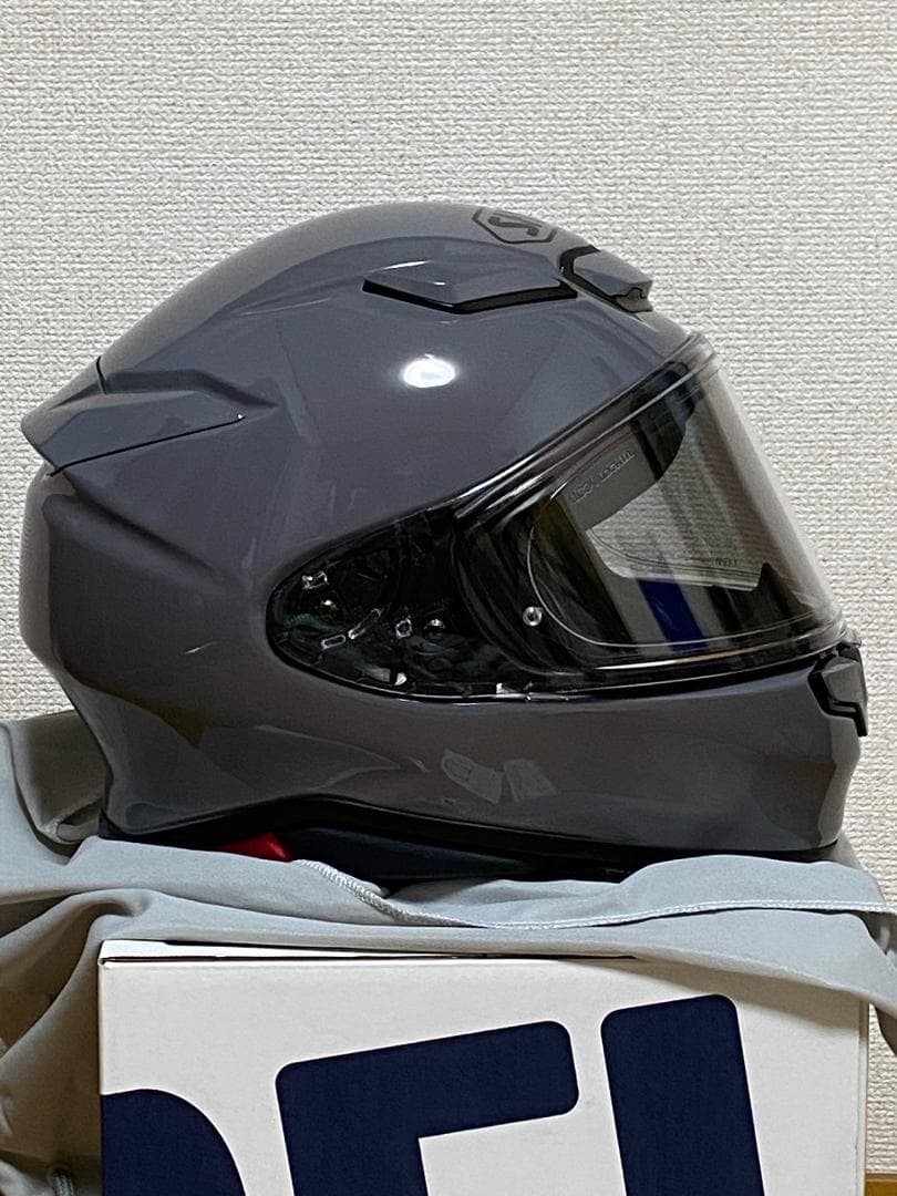 L*8様 【美品】SHOEI　Z-8　バサルトグレー　偏光防曇フィルム 外箱・付
