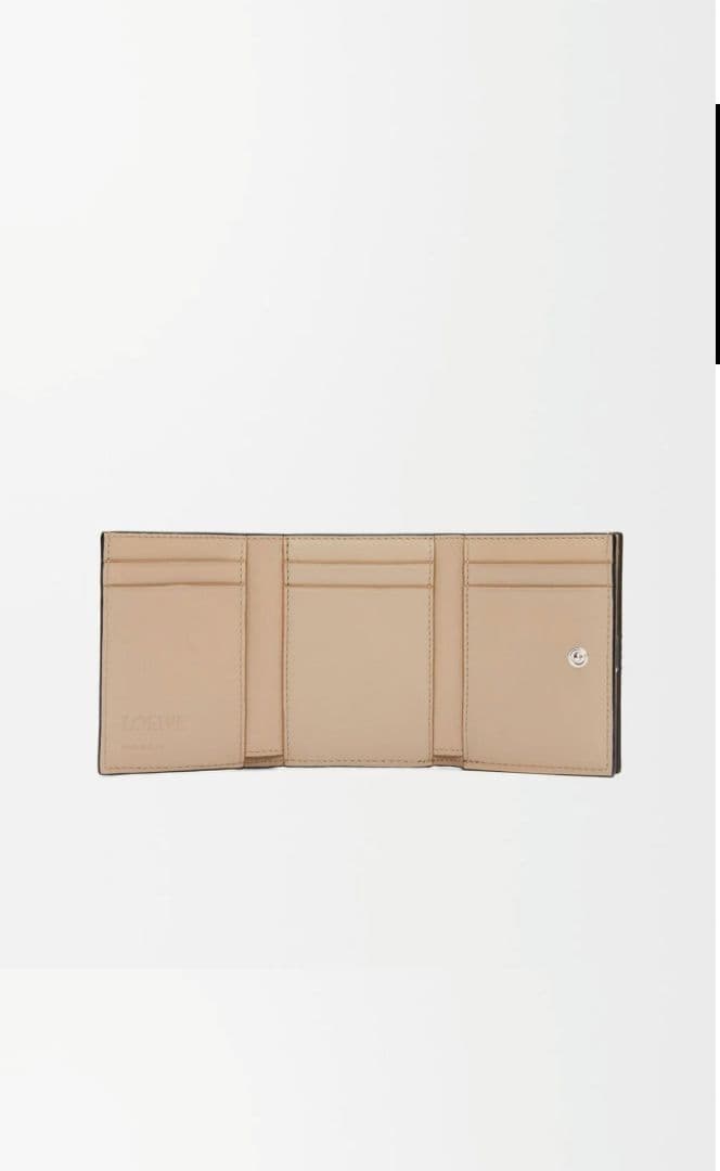 @mama☆新品未使用☆LOEWE アナグラムトライフォールド