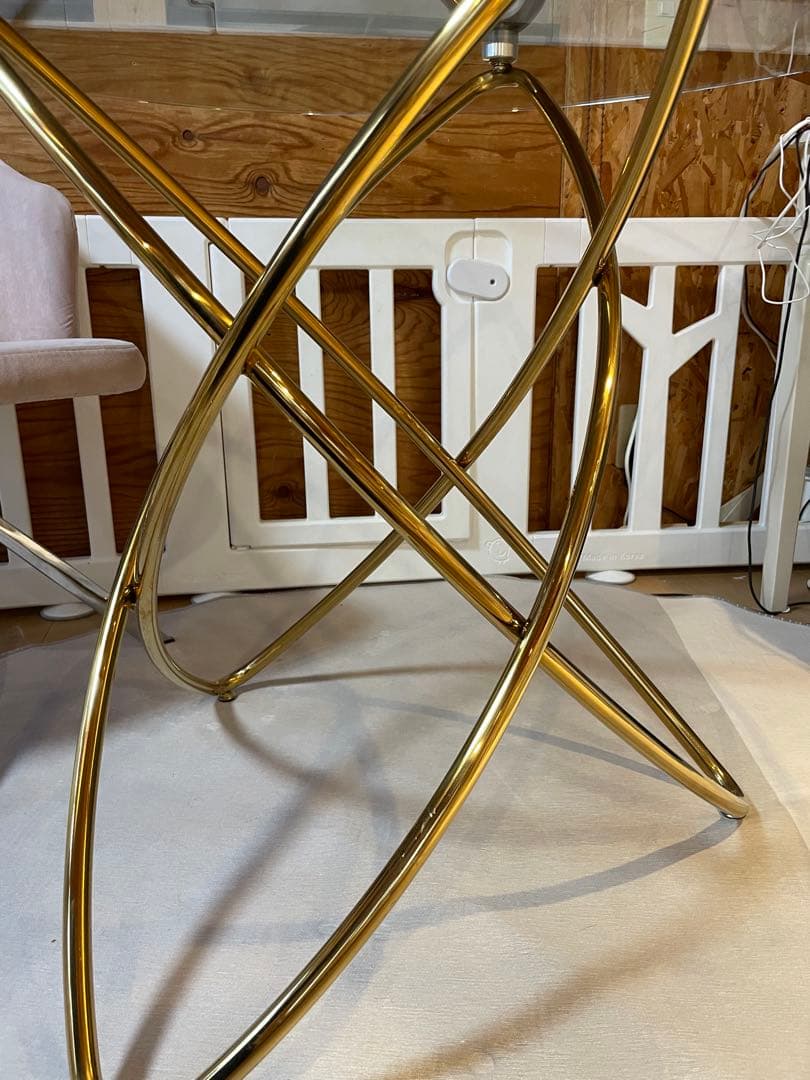 h*s様 【期間限定】KARE 円形ガラスダイニングテーブル モレキュラーゴール