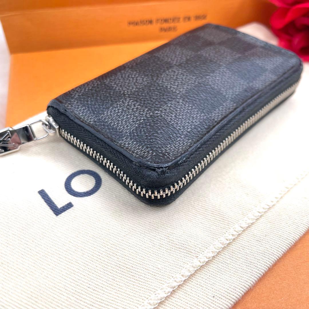 ルイヴィトン 　ダミエ　グラフィット　ジッピー　パース　ケース906