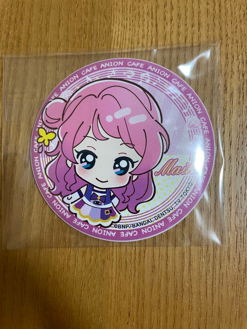 白樺リサアイカツアニON カフェマグネット缶バッジアニオン