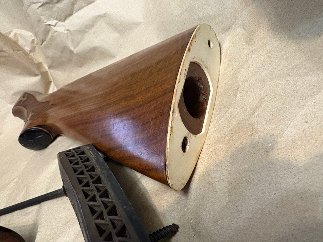 実物M870木製ストック・フォアエンド