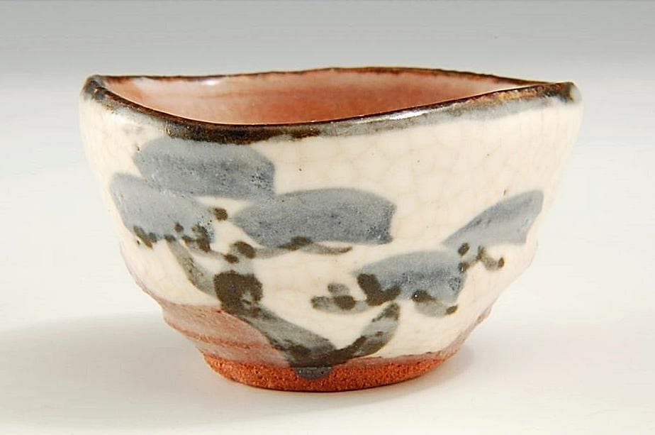 芸術院会員 六代清水六兵衛 松文三角ぐい吞 M33