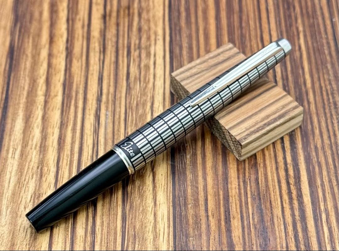 Pilot 万年筆 エリート 蝕刻キャップ 18K F