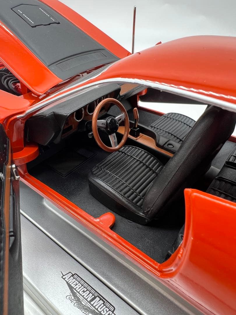 No231ミニカー1/18箱あり1971 Pontiac Road Runner