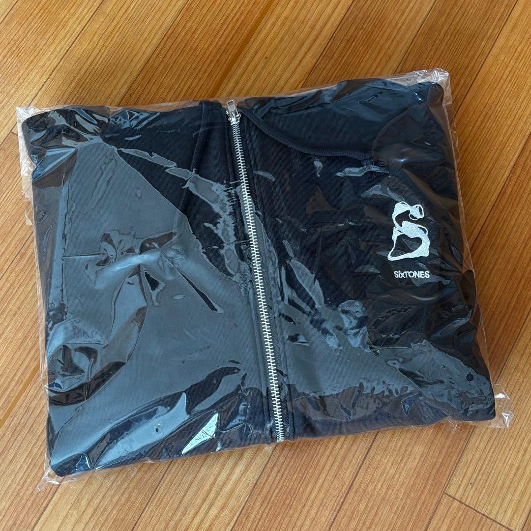 SixTONES MILESixTONES パーカー - メルカリ