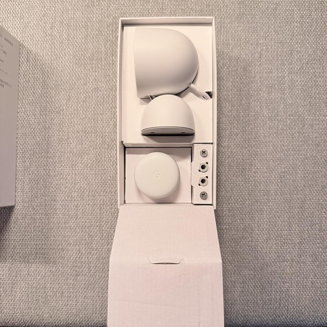 Google Nest Cam（屋内用 / 電源アダプター式）Snow - メルカリ