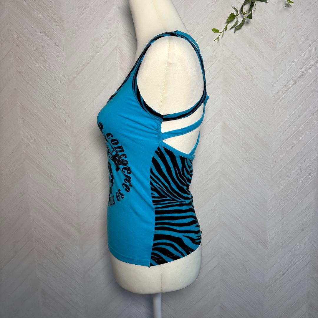 d.i.a. 平成ギャルy2k バックオープンゼブラ柄十字架英字タンクトップ