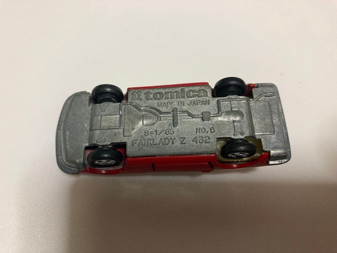トミカ No.6 黒箱 日本製 ニッサン フェアレディZ432 赤 1Aホイール