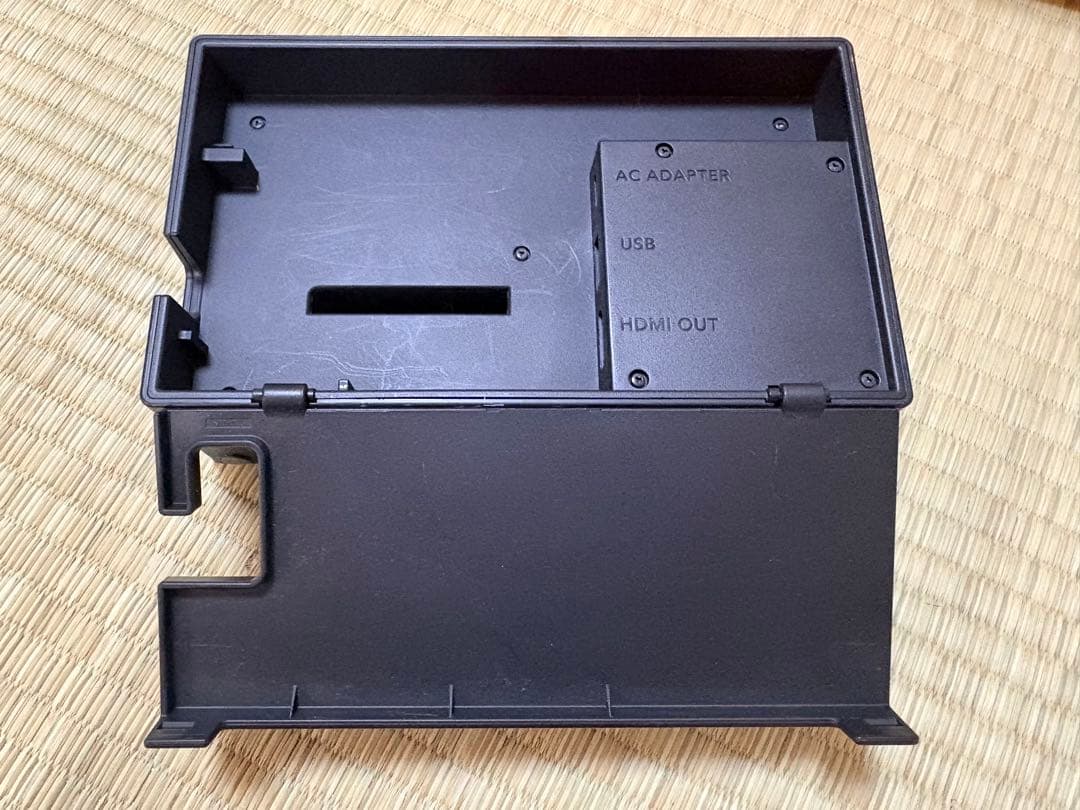 オ*ミ様 中古品Switch 本体　Nintendo Switch