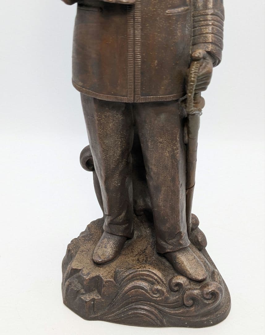 小西陶古 備前焼 東郷元帥像 置物 東郷平八郎 陶像 細工物 陶器人形