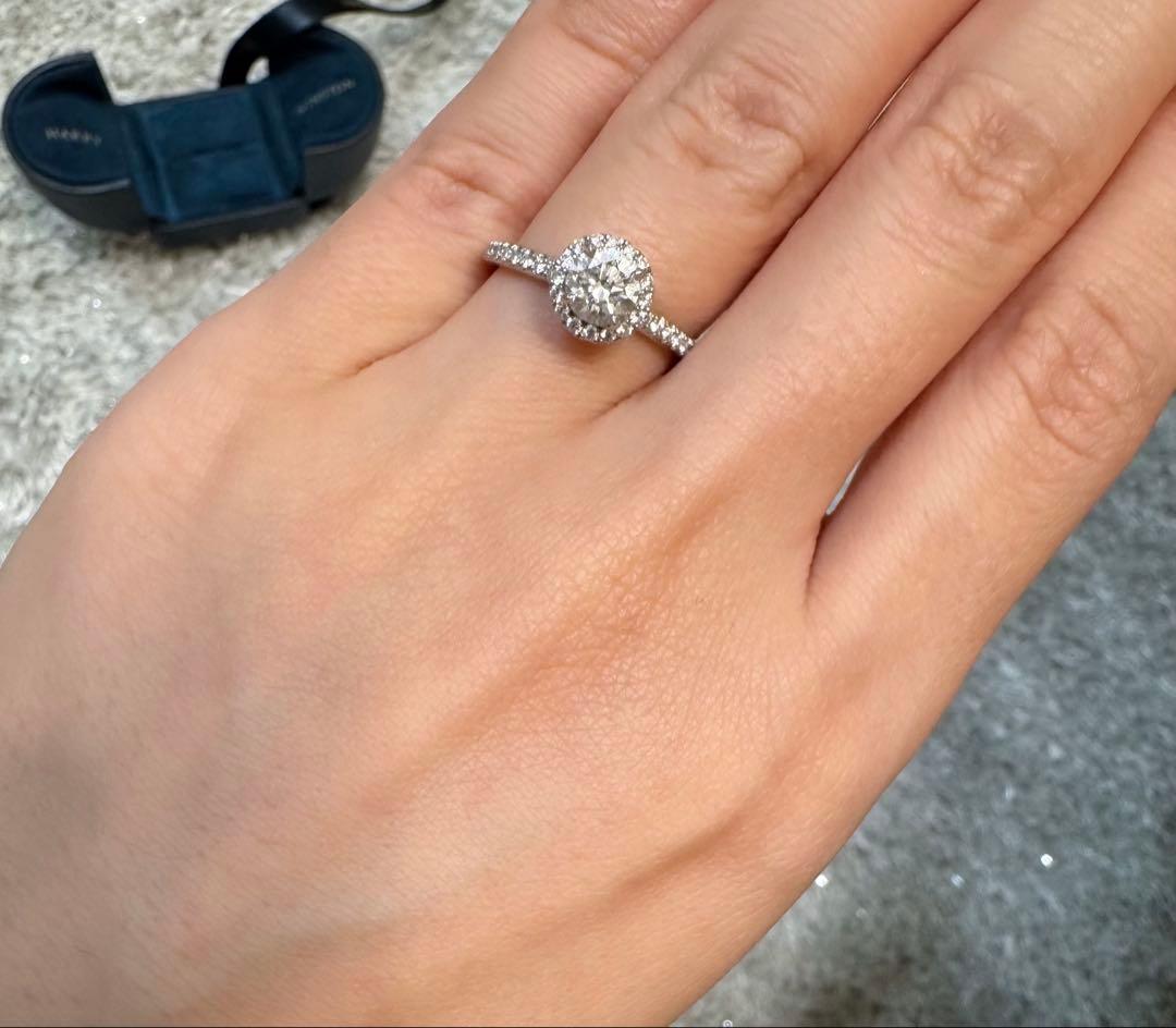 【美品】HARRY WINSTON ラウンドカットマイクロパヴェリング