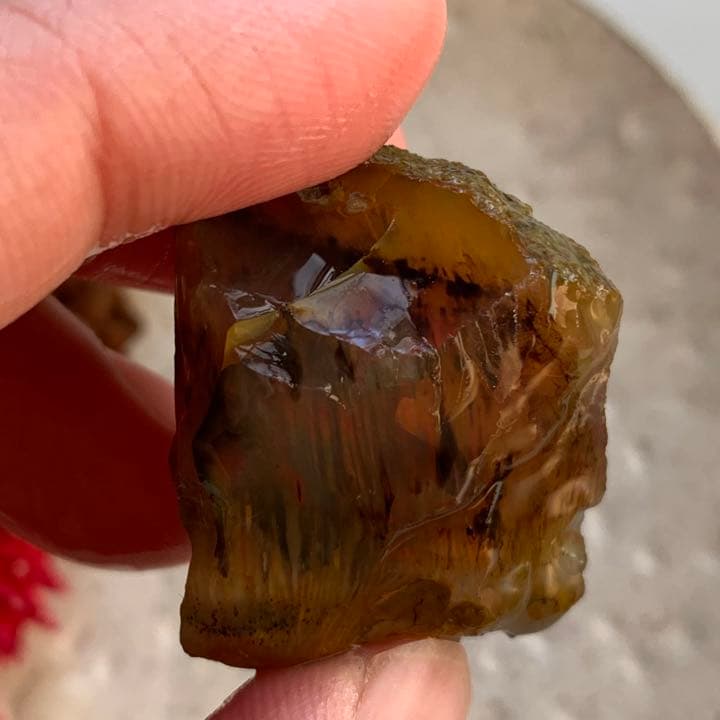 叫びの屋敷！ハロウィンの贈り物によさそうなオパール原石/鉱