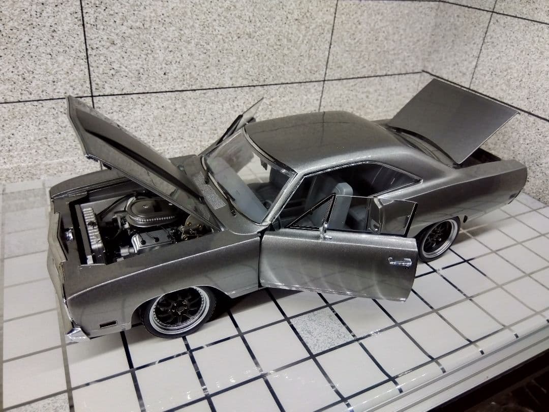 1/18 グリーンライト 1970 Plymouth Road Runner