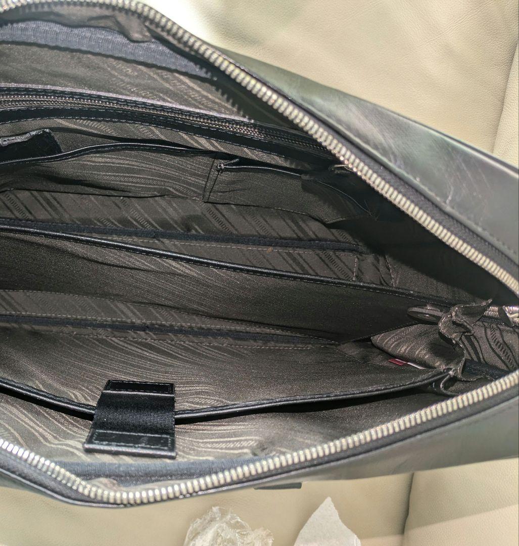 ぷち　フジタカ　FUJITAKA レザービジネスバッグ