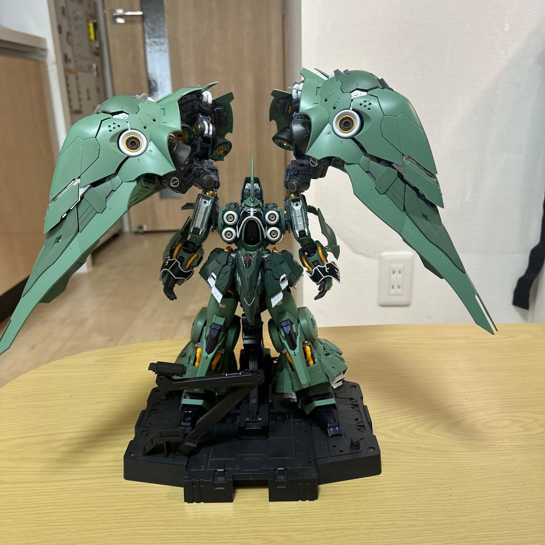 PGUレベルのMG オシリスの翼 ― 1/100スケール ハイクオリティ完成品