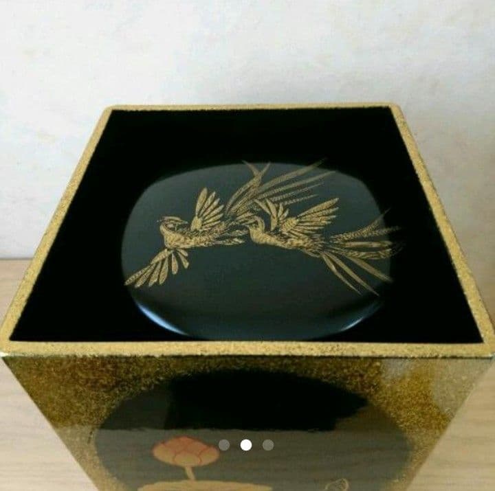 在庫処分 漆塗り 高級 骨壺 黒色