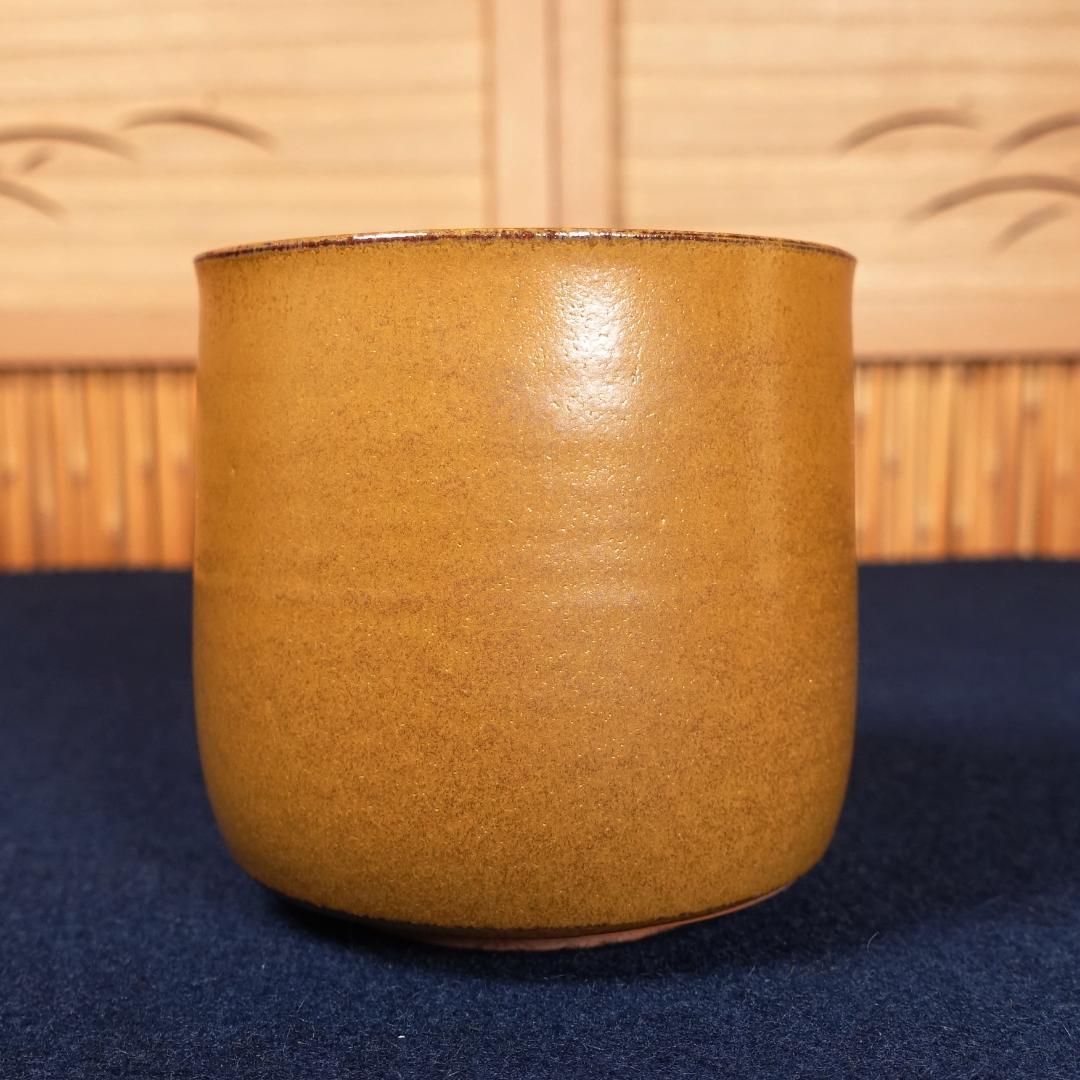 高取焼宗家 十一代 高取静山 秀逸作 高取筒茶碗 共箱