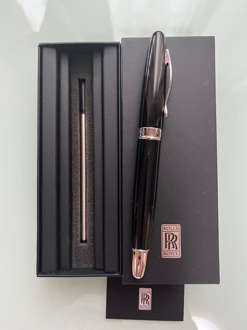 超レア】 ロールスロイス正規品 高級ボールペン ロゴ刻印入り 替芯付き