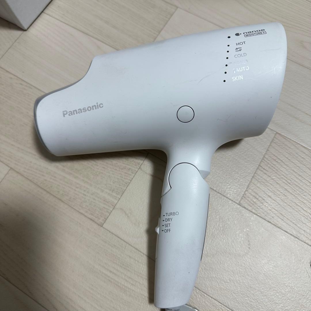 パナソニック　ドライヤー　ナノイー　EH-NA0G ホワイト