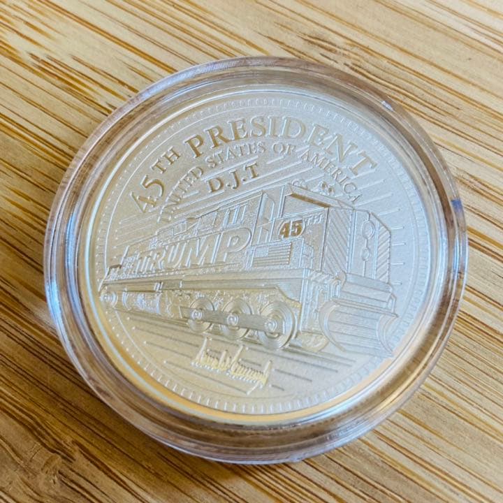 トランプ大統領 1オンス 銀貨 トランプトレイン