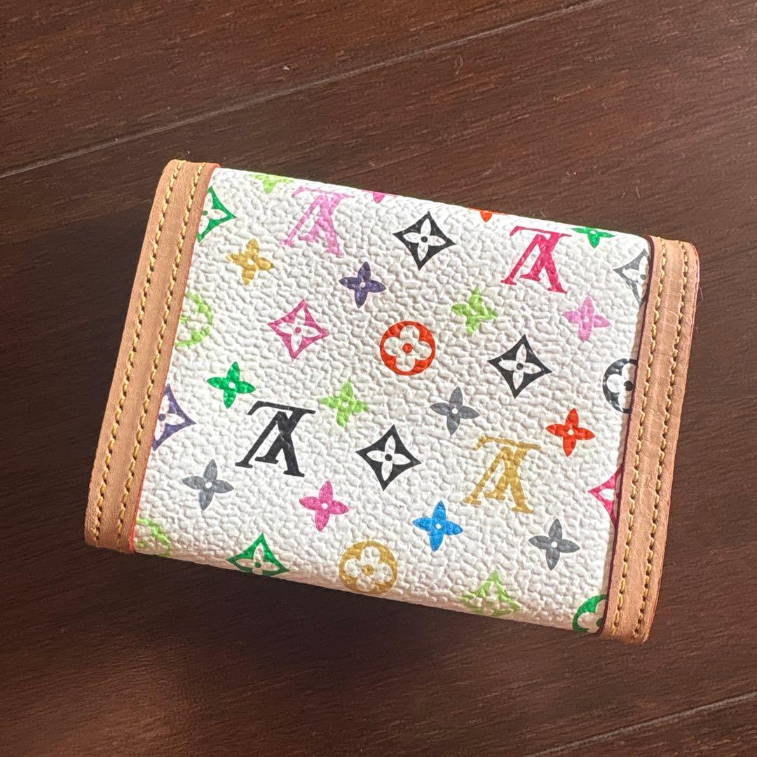 ルイヴィトン LOUIS VUITTON　小物入れ　財布