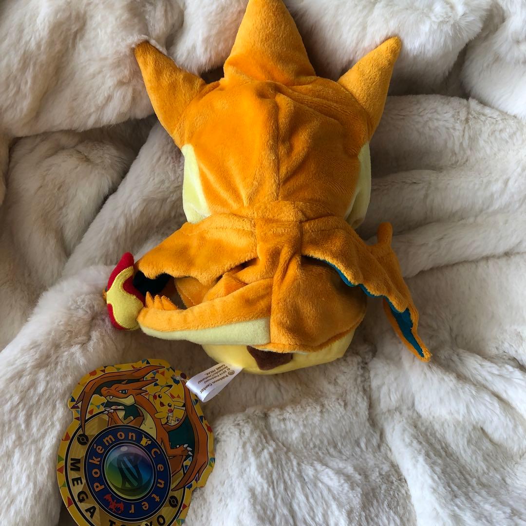 ポケモンセンター　メガトーキョーのピカチュウ 限定ver　ぬいぐるみ