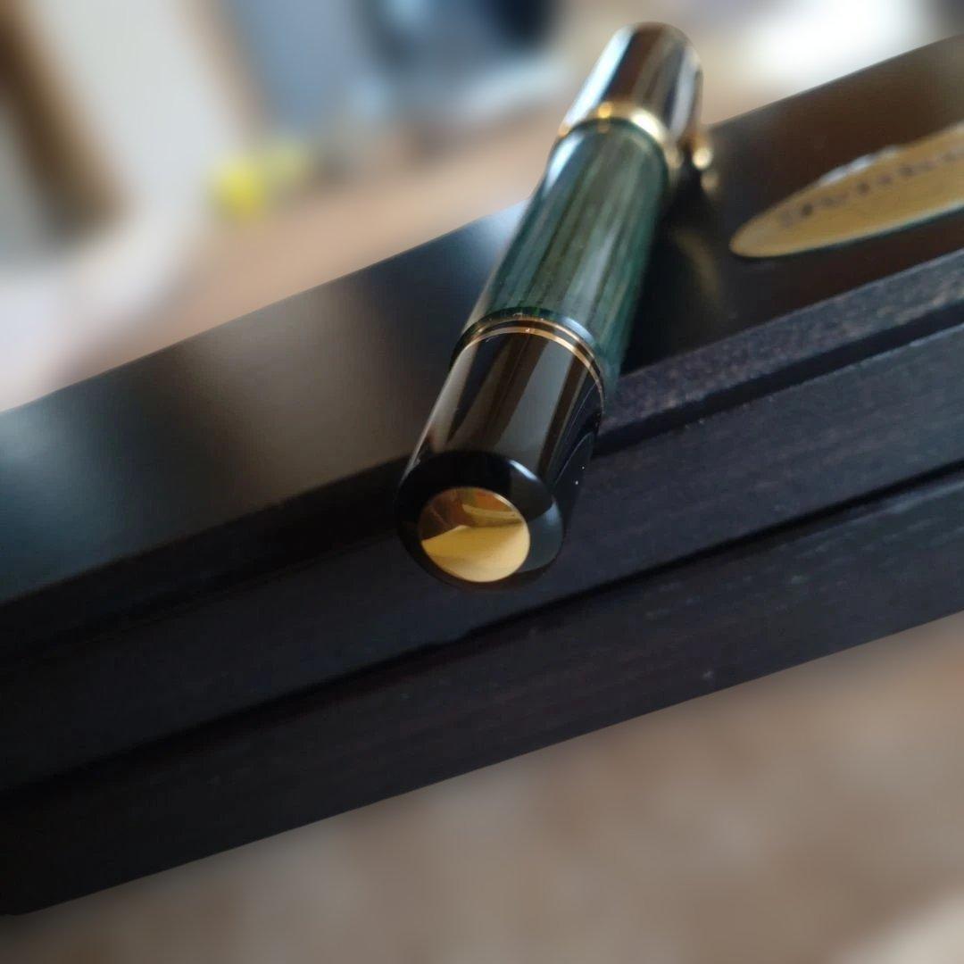 Pelican ペリカン ／ペン入れ（150年記念）＆万年筆