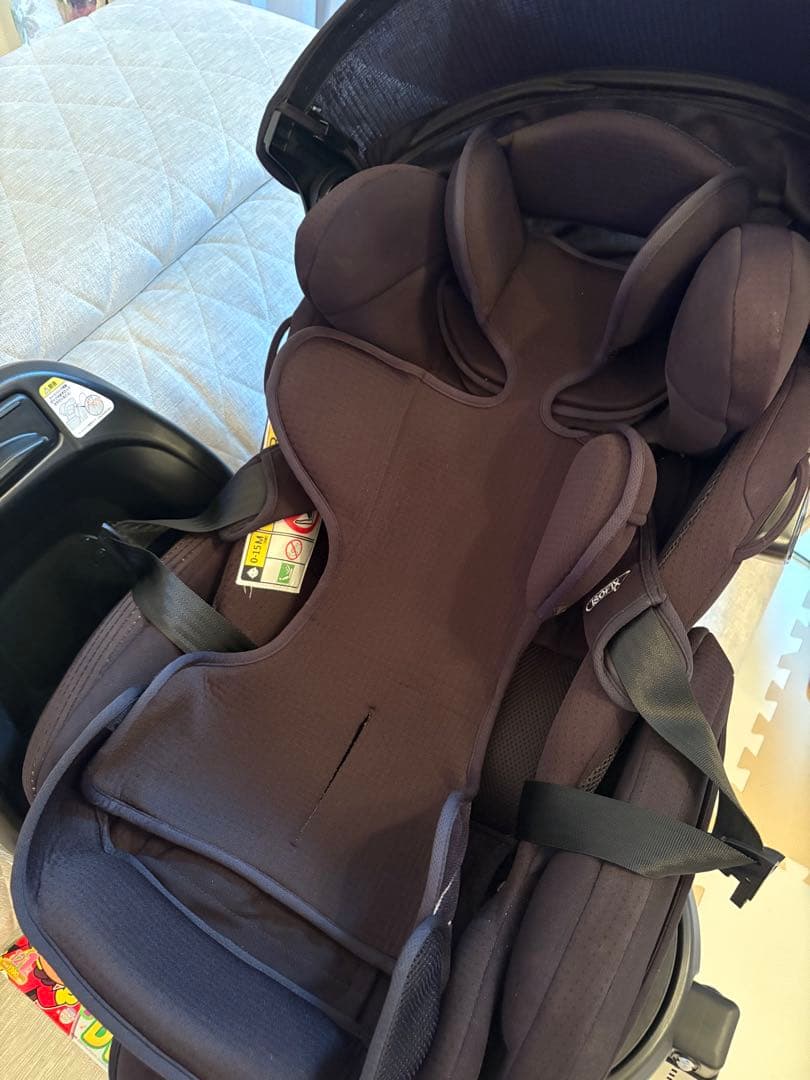 アップリカ フラディアグロウ ISOFIX セーフティプラス チャイルドシート