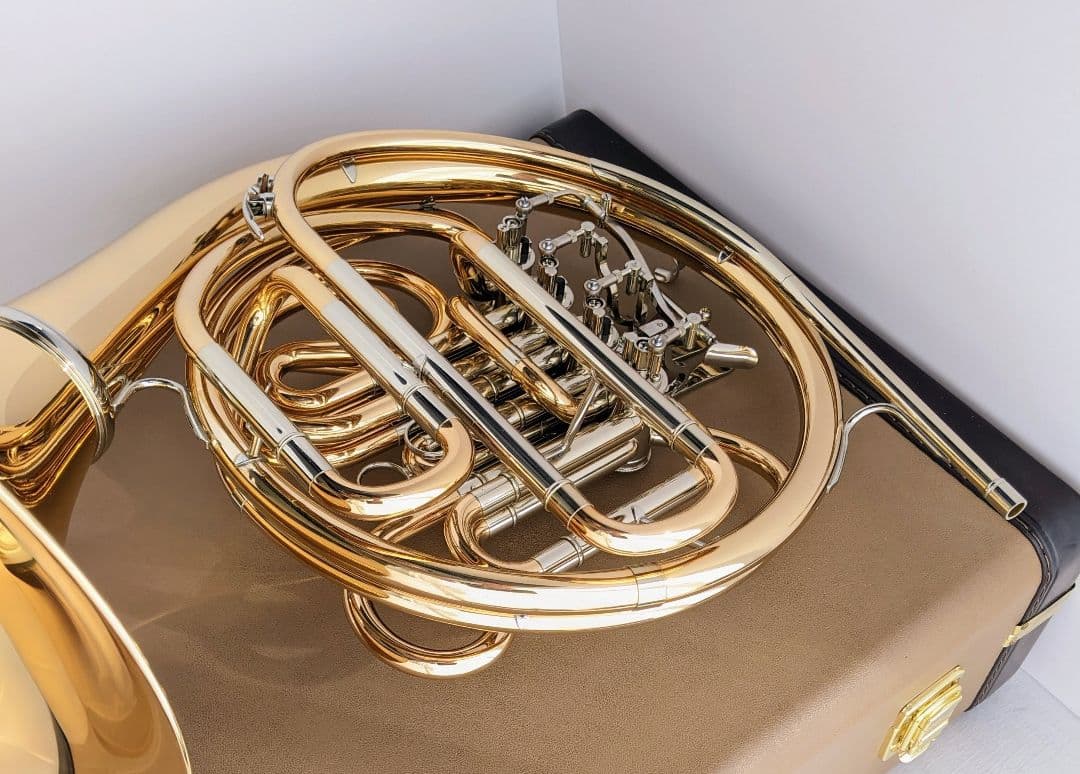 《つくし》【良質品】ヤマハ ホルン YHR-567GDB ゴールドブラス