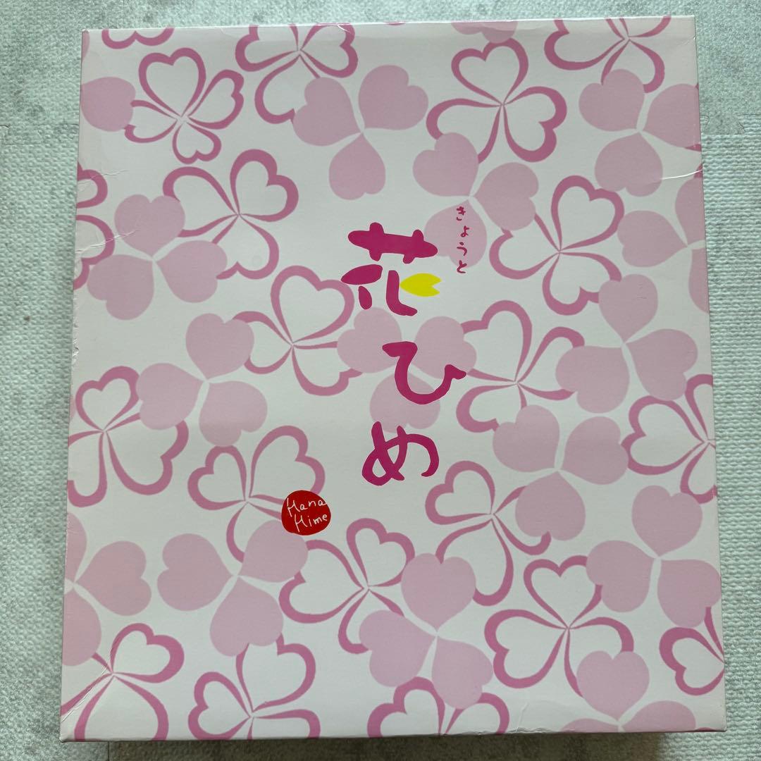 七五三 花ひめ　赤とピンク花柄　三歳　着物　箱付きです