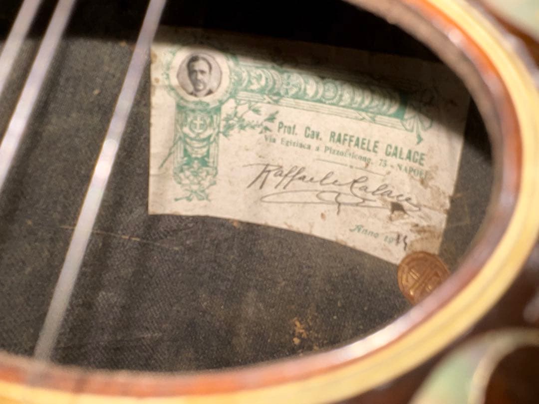 【希少】マンドリン　カラーチェ　ラファエレ　ラファエル　ケース　イタリア製