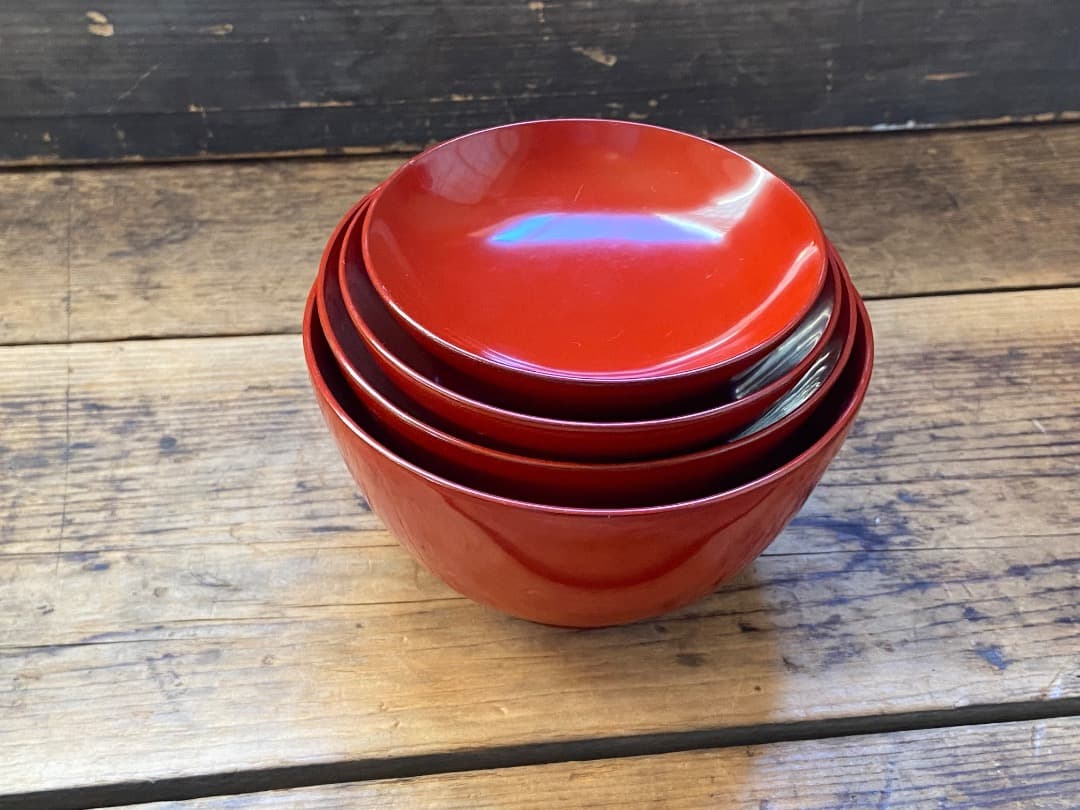 能登蔵出し 輪島塗 朱漆 入れ子 四つ椀 / 時代 朱塗 漆器椀 四つ組椀 正月 能登蔵出し 輪島塗 朱漆 入れ子 四つ椀 5客 / 時代 朱塗 漆器椀 四