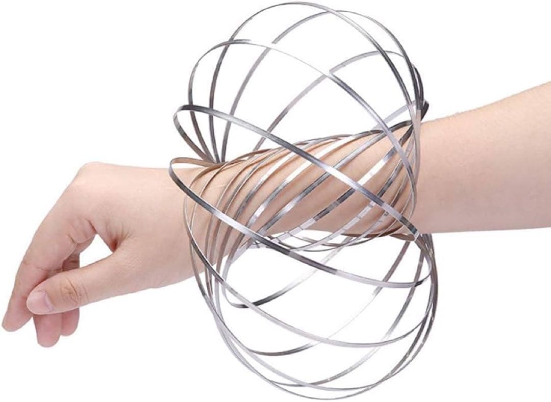 早い者勝ち✨3Dマジックリング　マジックスプリングブレスレット　グリーン