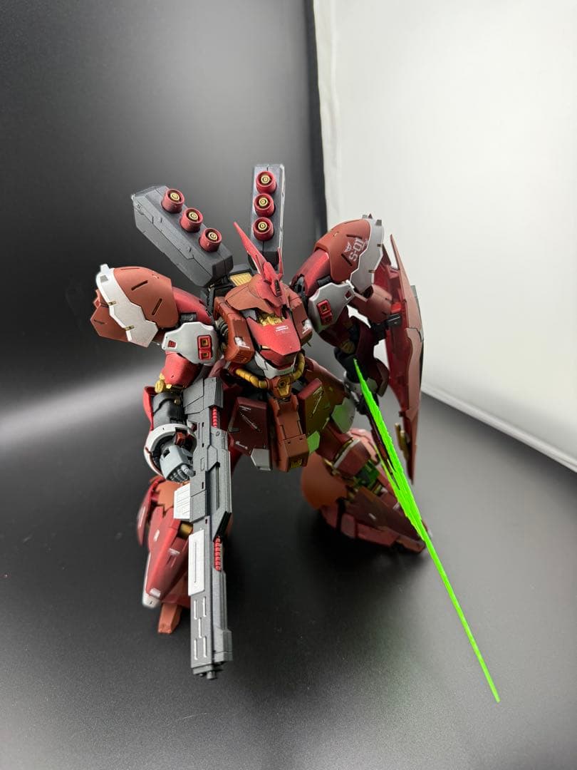 RGサザビー　ガンプラ