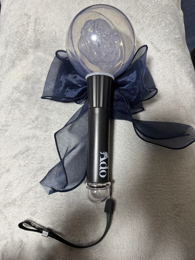 Ado マーズ ペンライト リボン付き - メルカリ