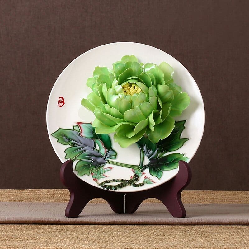 洛陽の牡丹の磁器の皿を手で描いて、中国式の家庭装飾の置物、特色の
