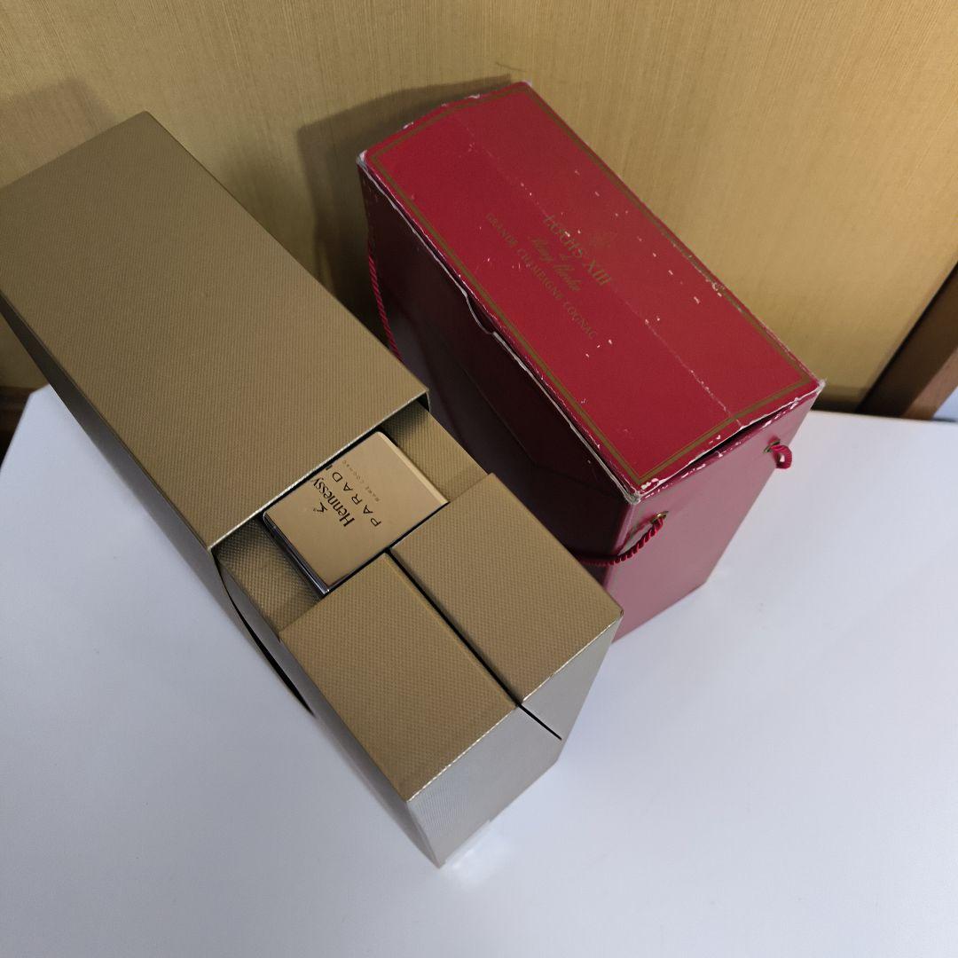 ヘネシー パラディス、ルイ13世（専用箱、外箱付き)ので2本セット