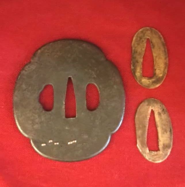 刀鍔　金花装飾　切羽