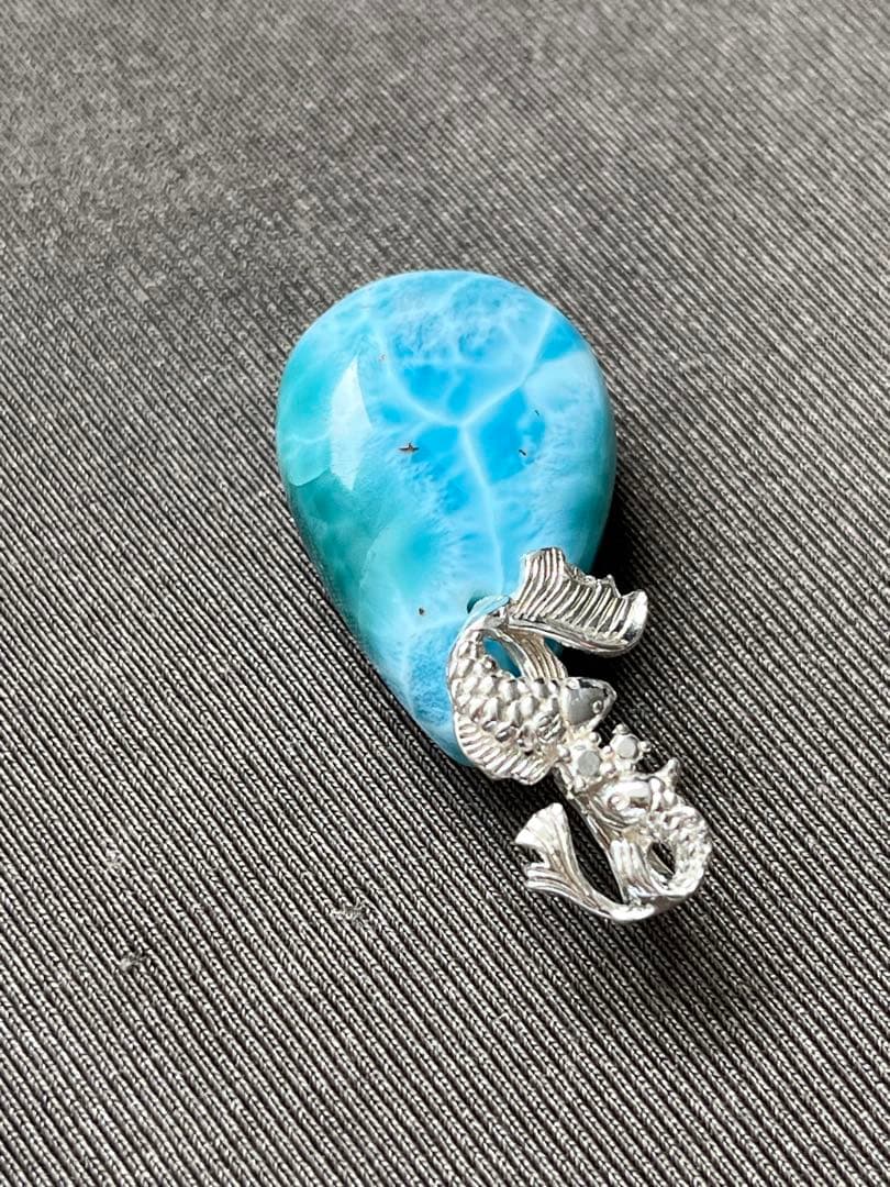 天然石☆高品質！ラリマーしずく型ペンダントトップ☆リーフバチカン