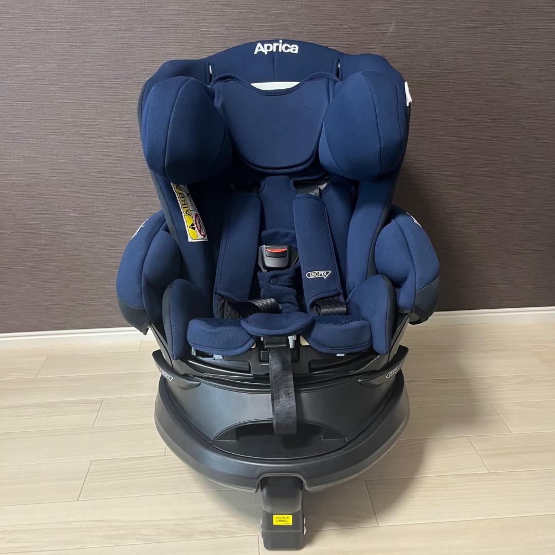 極美品 ISOFIX Aprica ディアターンプラス チャイルドシート