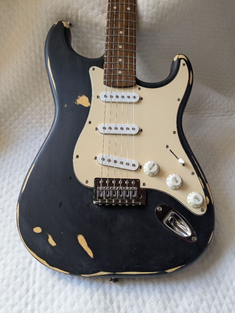 レリック加工　エレキギター フォトジェニック　ストラトキャスター　ブラック ヨドバシ.com - フォトジェニック PhotoGenic エレキギター ストラト