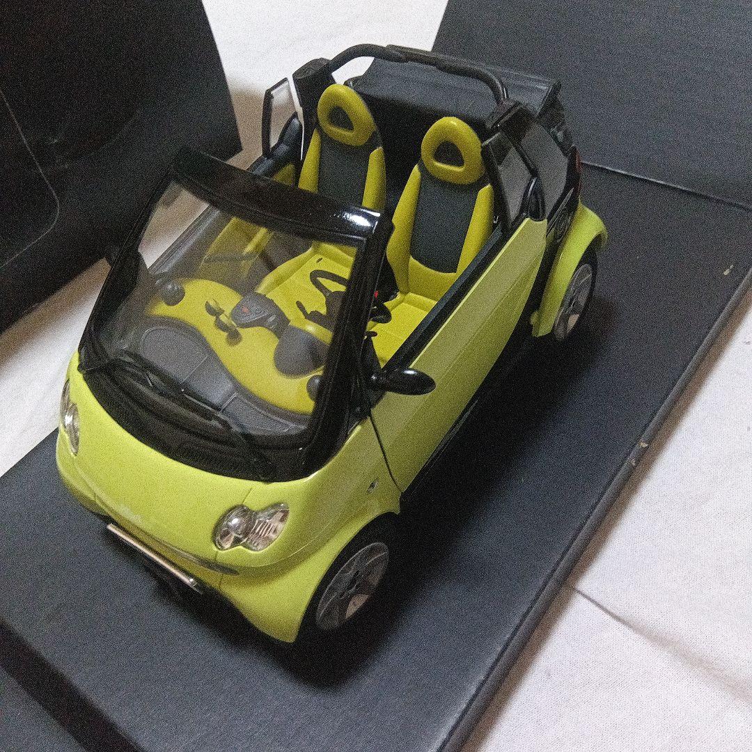 smart cabrio 1/18 ダイキャスト製モデル グリーン