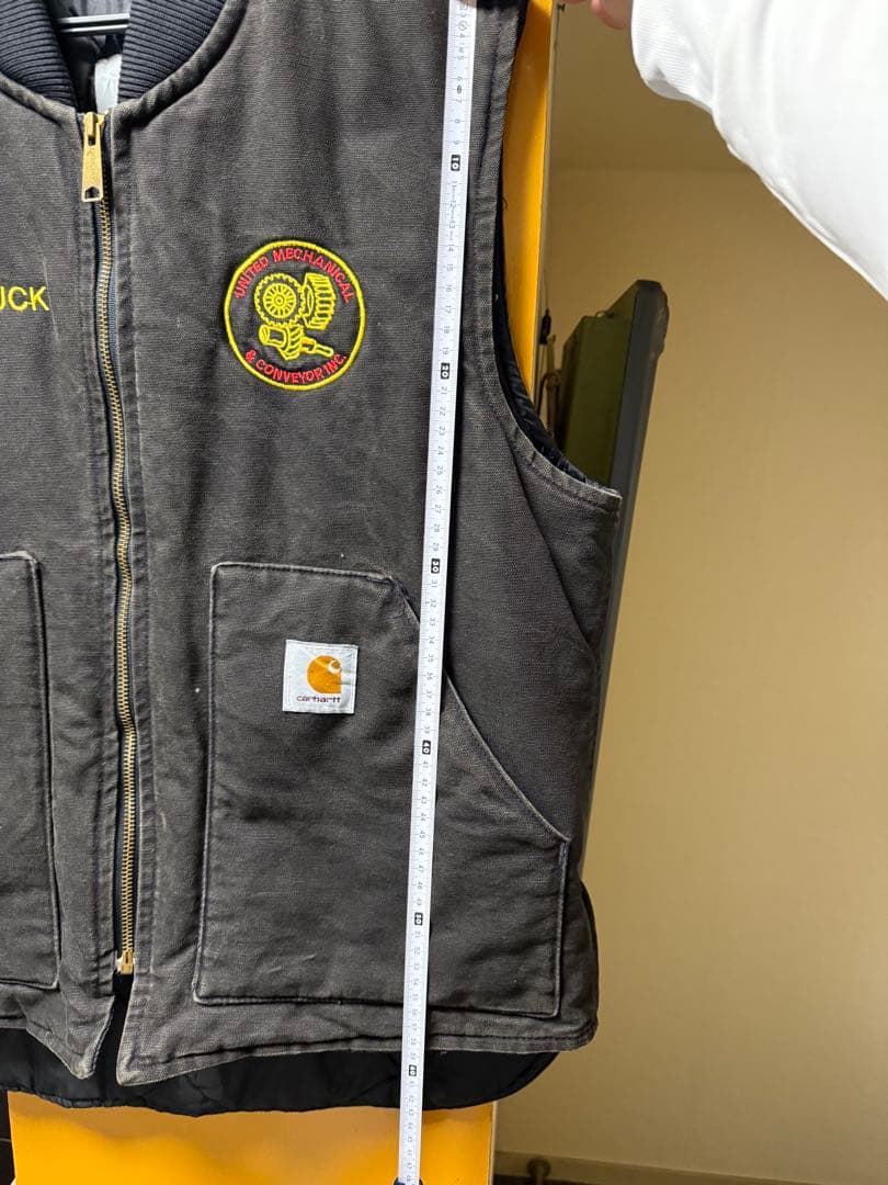 Carhartt ブラック ベスト TIMBUCK