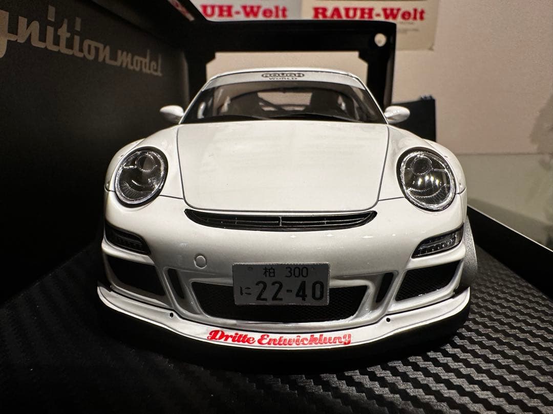 RWB997 イグニション1/18 ホワイト/レッドストライプ