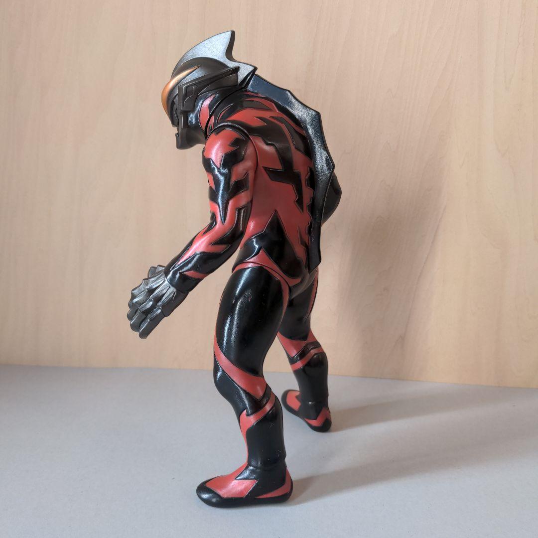 ブルマアク　ウルトラマンベリアルソフビ