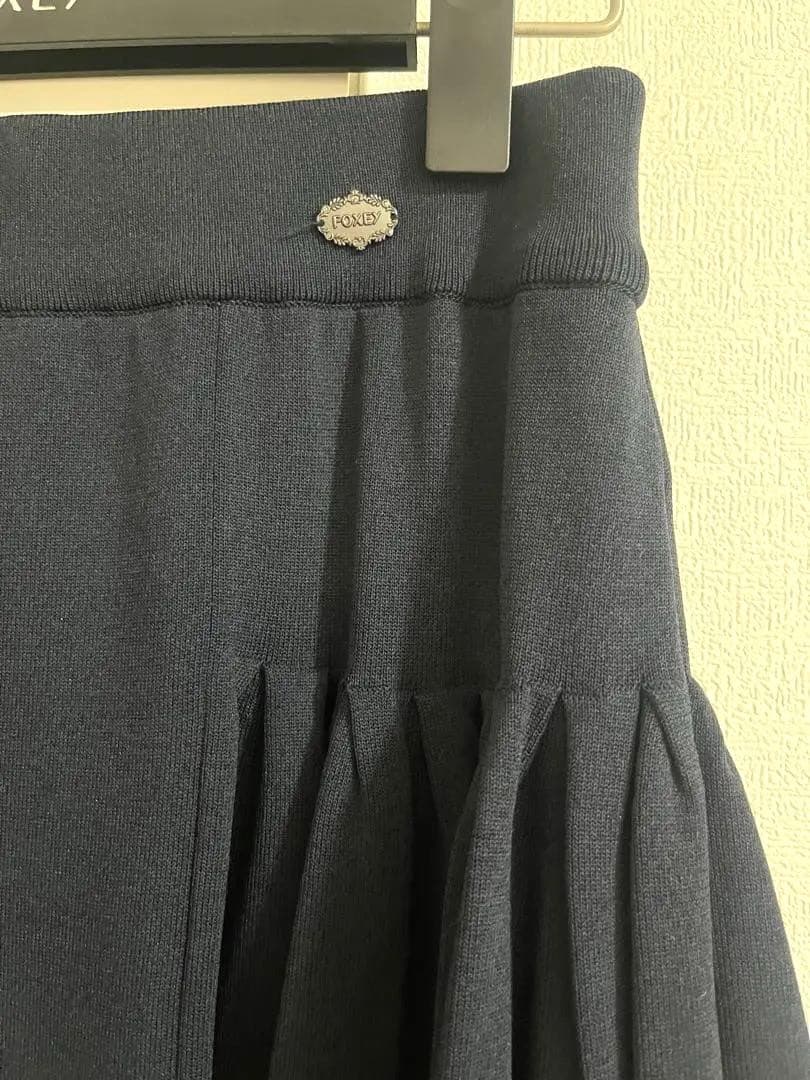 極美品⭐︎FOXEY ネイビーフレアスカート ウエストゴム　膝丈