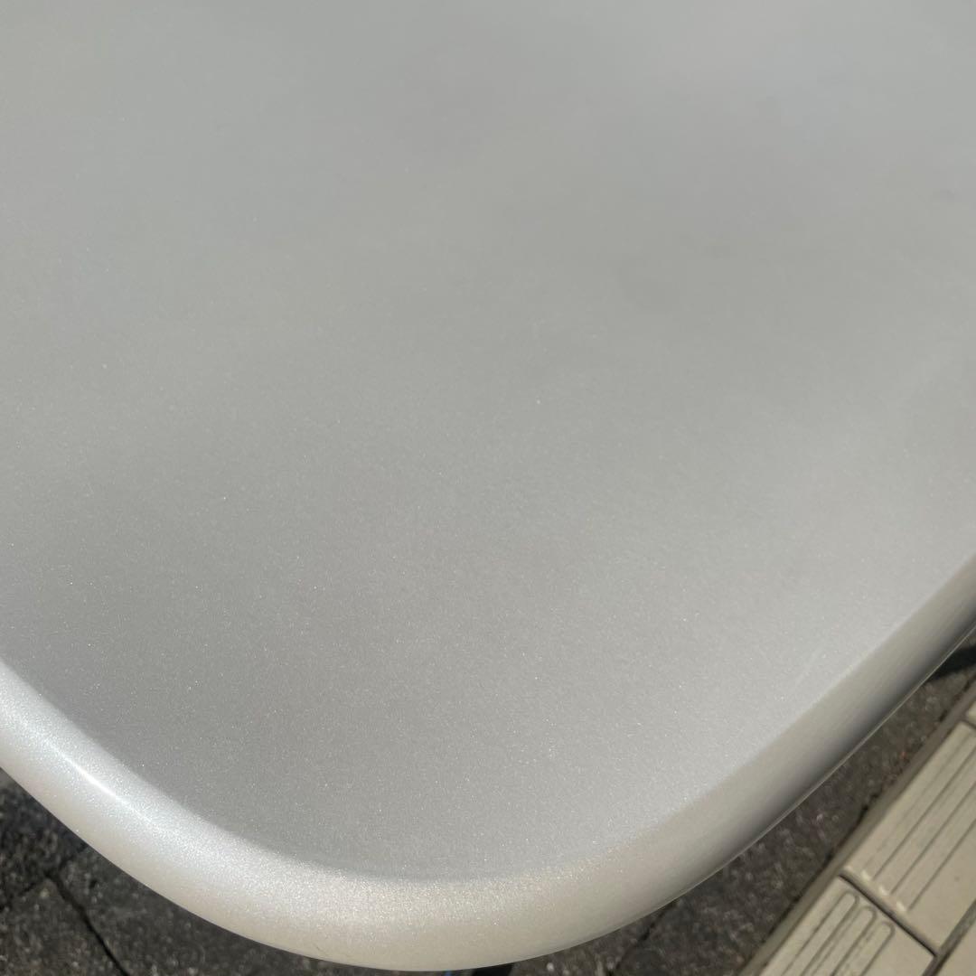 北欧 コクーン リプロダクト パールホワイト 商談テーブル 店舗